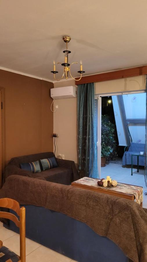 M&M Airport Stop Garden Apartment Spáta Extérieur photo